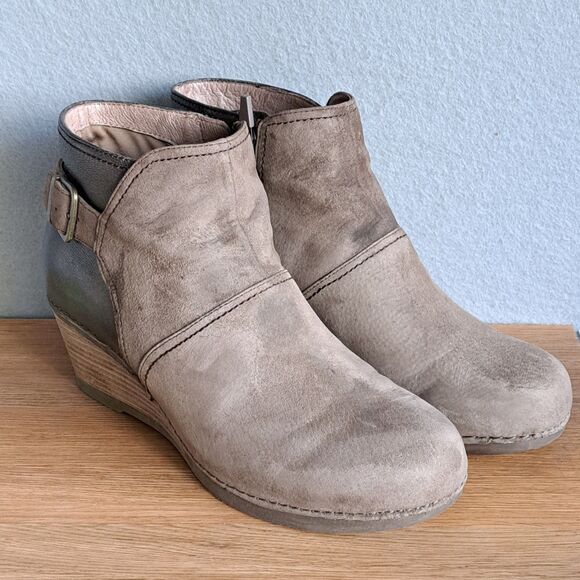 Dansko Shirley Women 9 41 Taupe Brown Suede Wedge Ankle Boots Adjustable Strap - Picture 1 of 12
